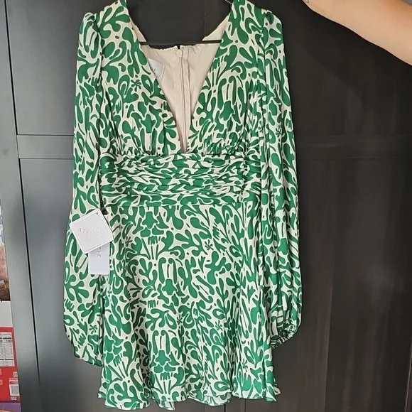 Azazie Green and White Long Sleeve Dress - Picture 1 of 4